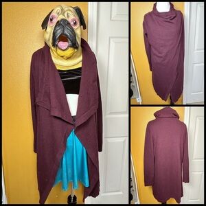 Cozy, BENCH, burgundy cardigan!!